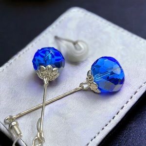 🌺Vintage Silver & Blue Czech Glass Earrings